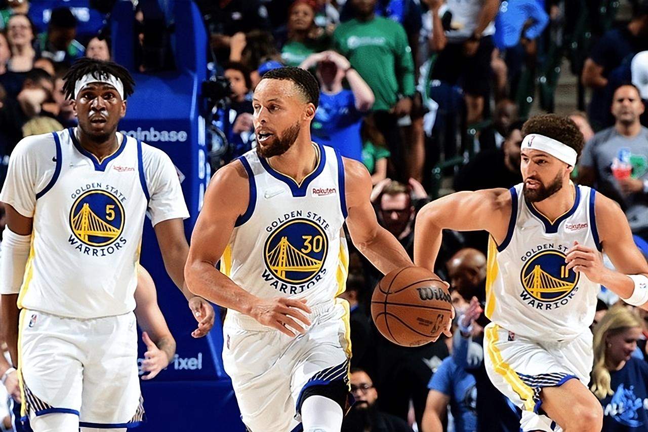 曼城斯特林末节进球助球队获胜（斯特林末段建功，助曼城取胜）