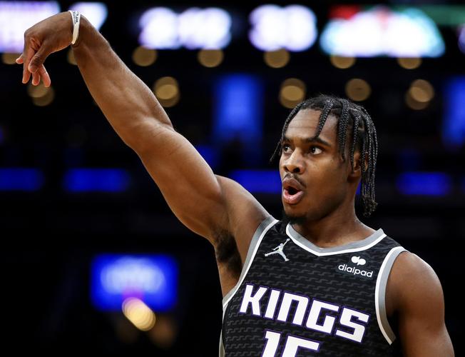 每体：博阿滕学期约十天，近距离学习弗里克在巴萨的工作方式（每体：博阿滕将用约十天近距离观摩弗里克在巴萨的执教方式）